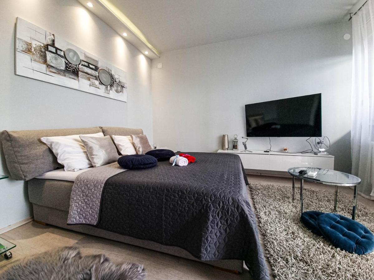 Apartment Apex Penthouse Self Check-In Karlovac Esterno foto